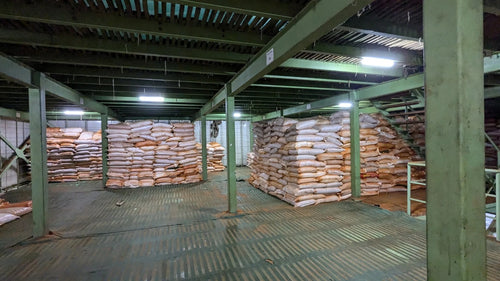 Dry spice storage warehouse